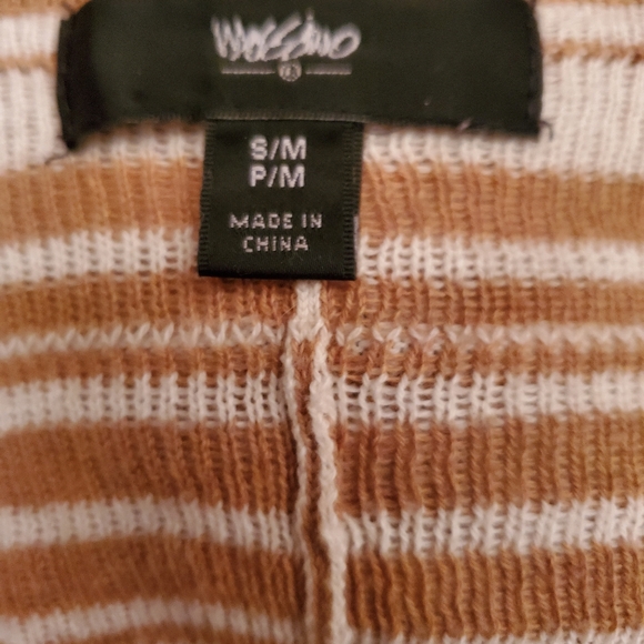 Poncho - Picture 3 of 3